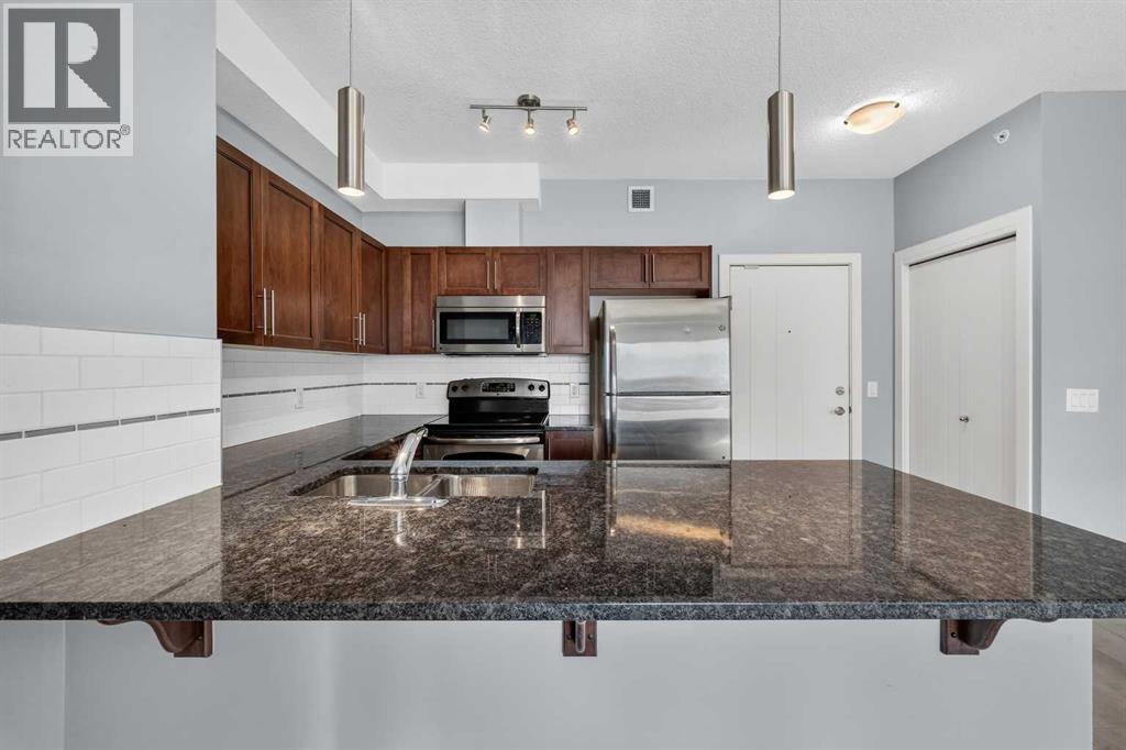 2405, 604 East Lake Boulevard NE, Airdrie, Alberta  T4A 0G6 - Photo 10 - A2336138