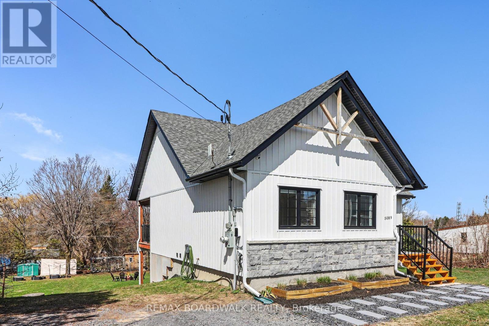 5089 County Rd 10 Road, The Nation, Ontario  K0B 1G0 - Photo 4 - X13667858