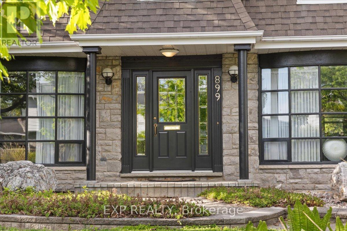 899 Dresden Crescent, Ottawa, Ontario  K2B 5H8 - Photo 3 - X13667868