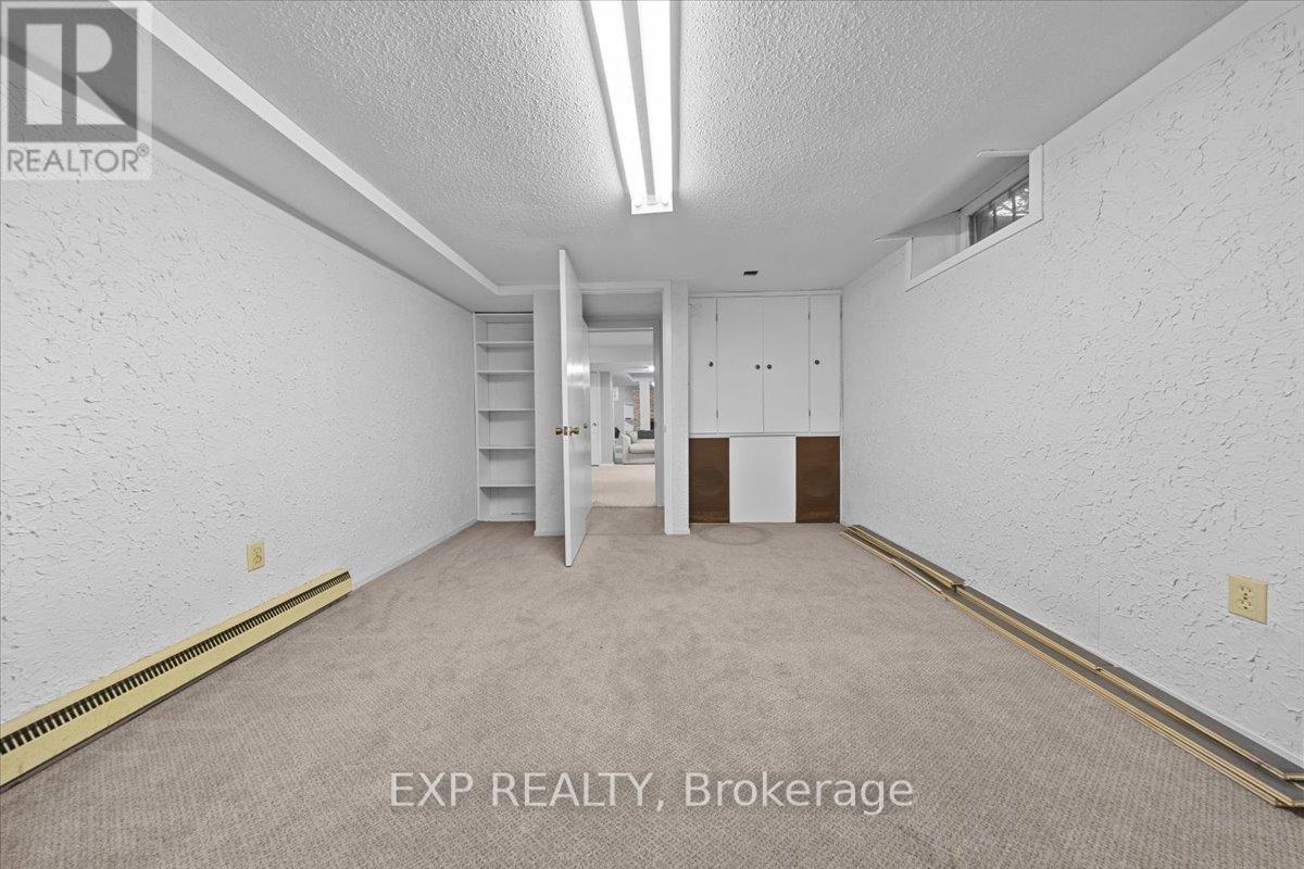 899 Dresden Crescent, Ottawa, Ontario  K2B 5H8 - Photo 38 - X13667868