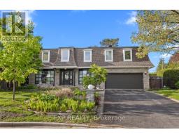 899 DRESDEN CRESCENT, Ottawa, Ontario