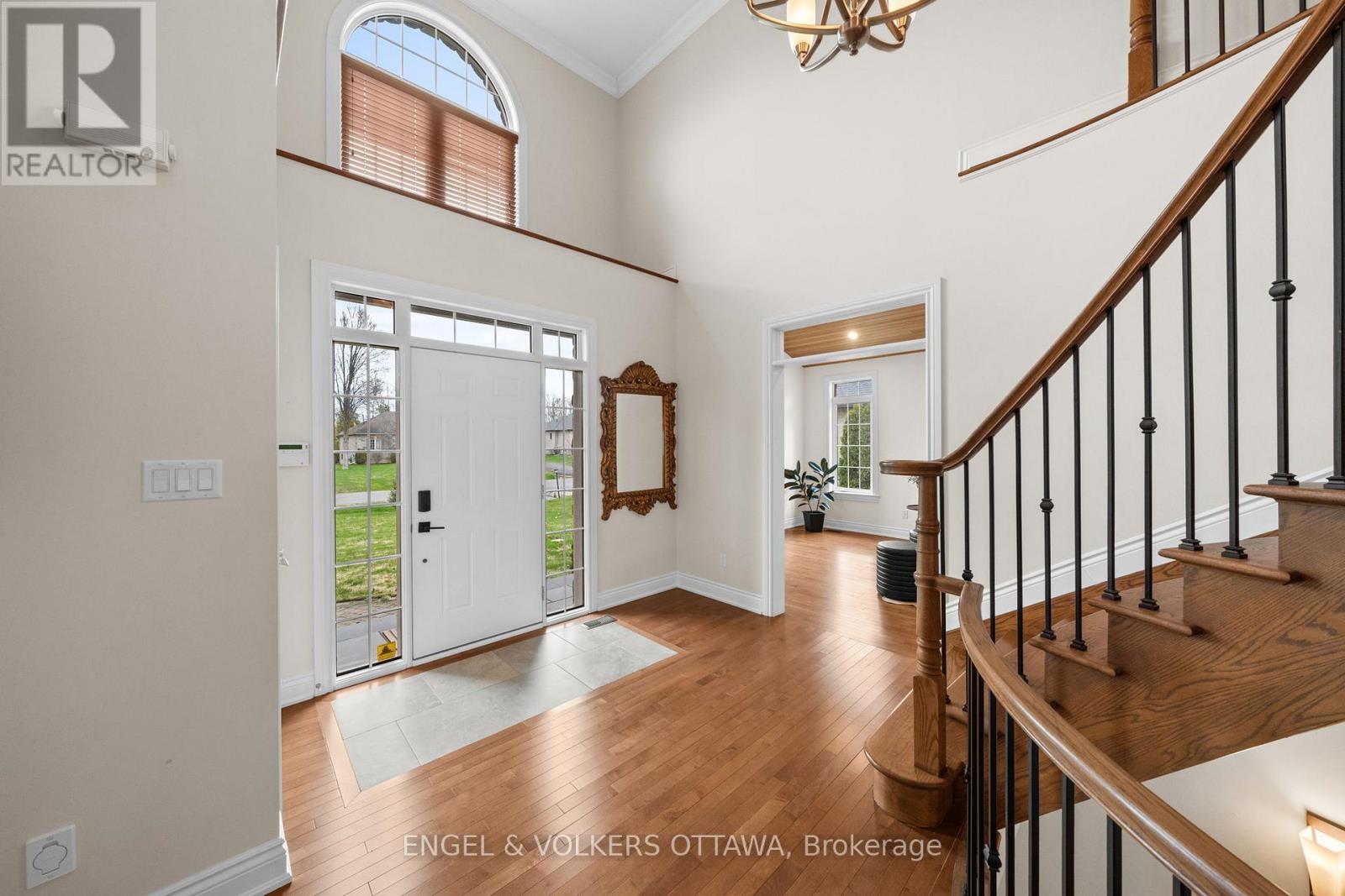 6842 South Village Drive, Ottawa, Ontario  K4P 0A5 - Photo 4 - X13667876