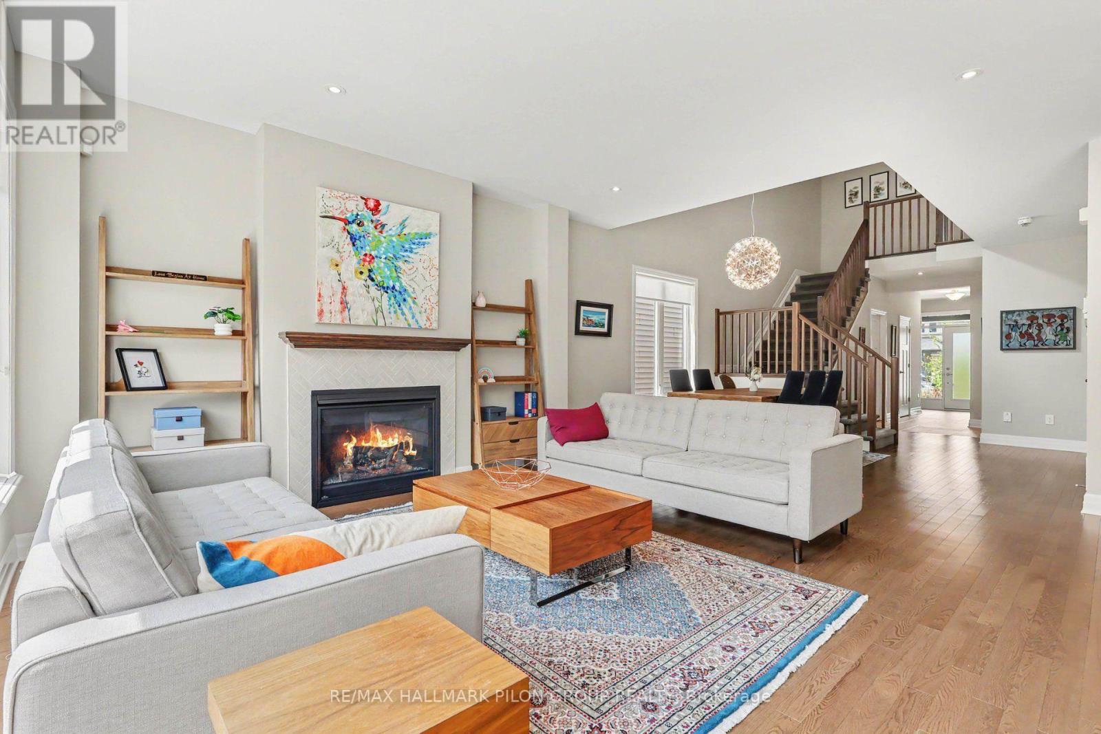 260 Shinleaf Crescent, Ottawa, Ontario  K1W 0J2 - Photo 2 - X13667940