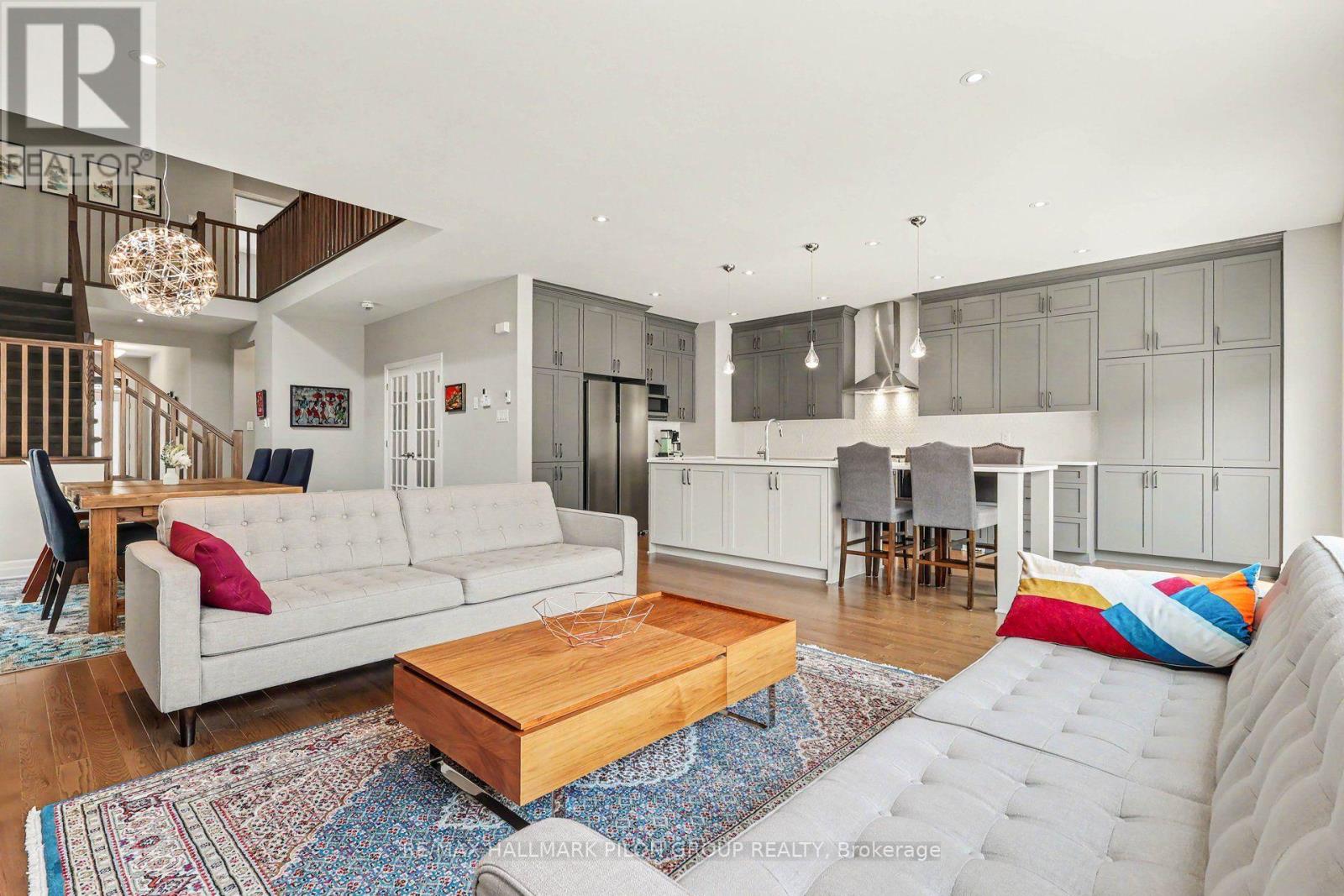 260 Shinleaf Crescent, Ottawa, Ontario  K1W 0J2 - Photo 4 - X13667940