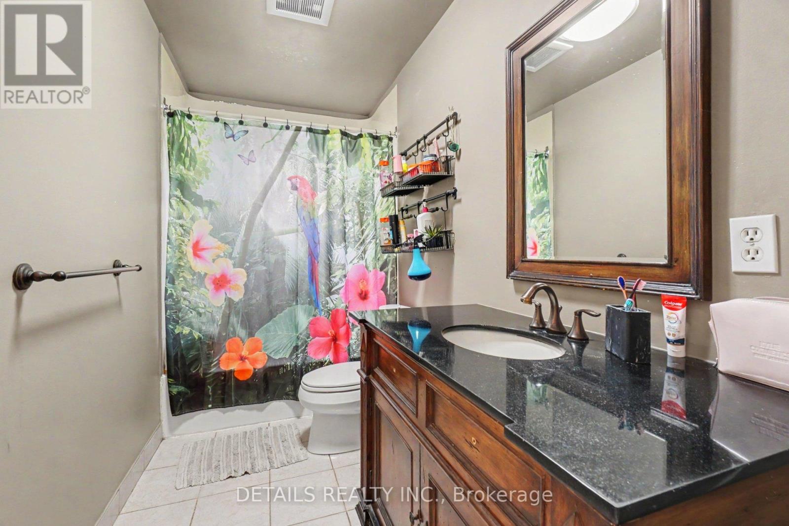 816 Willow Avenue, Ottawa, Ontario  K1E 1C7 - Photo 8 - X13667946