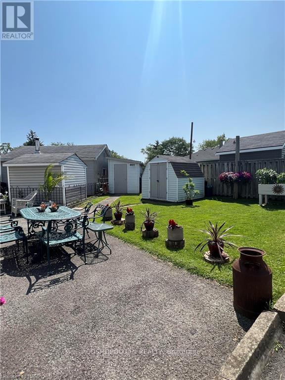 68 Clifford Avenue, Welland, Ontario  L3C 2G1 - Photo 3 - X13667882