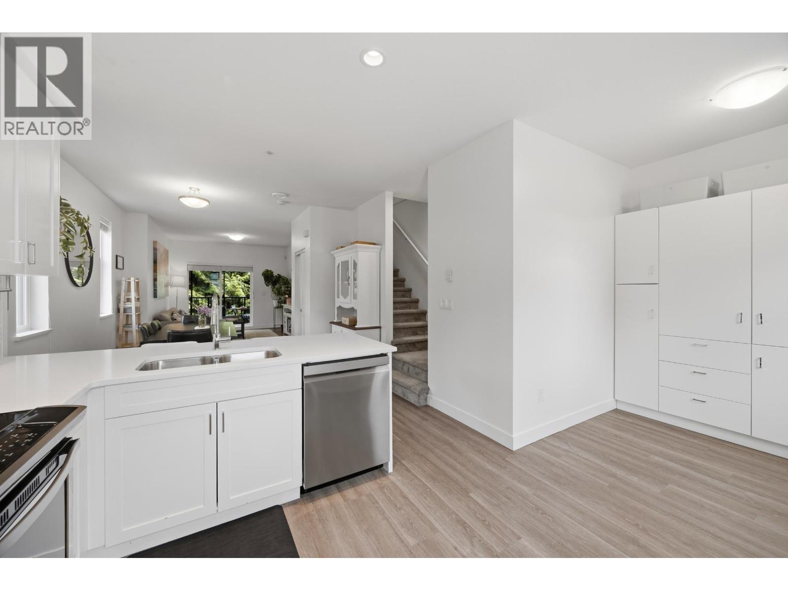 6 1818 Harbour Street, Port Coquitlam, British Columbia  V3B 1A8 - Photo 8 - R3155152