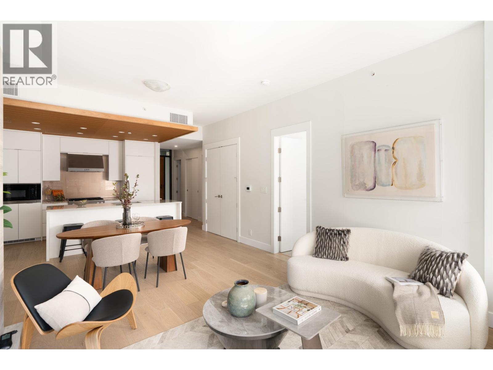 305 6707 Nelson Avenue, West Vancouver, British Columbia  V7W 2B2 - Photo 4 - R3155154