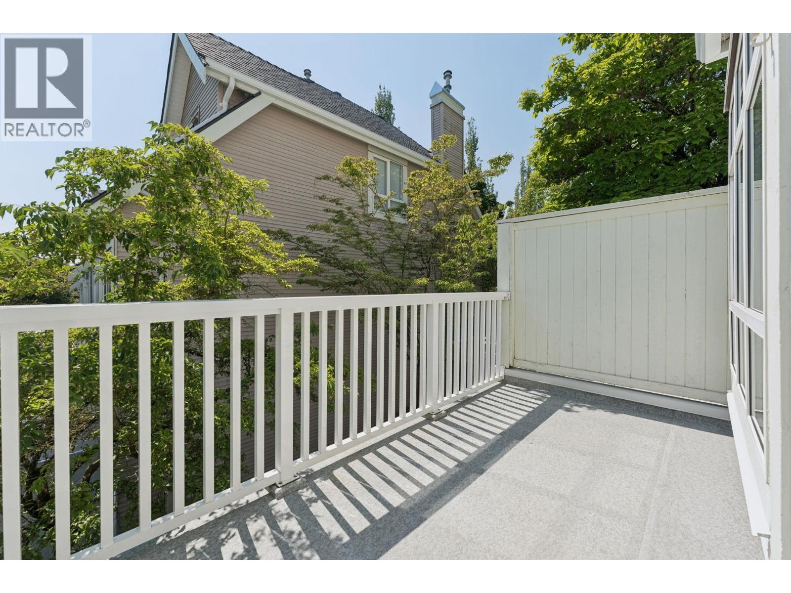 6702 Village Green, Burnaby, British Columbia  V5E 4K7 - Photo 16 - R3155165