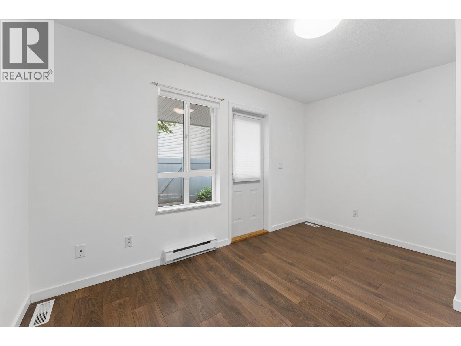 6702 Village Green, Burnaby, British Columbia  V5E 4K7 - Photo 24 - R3155165