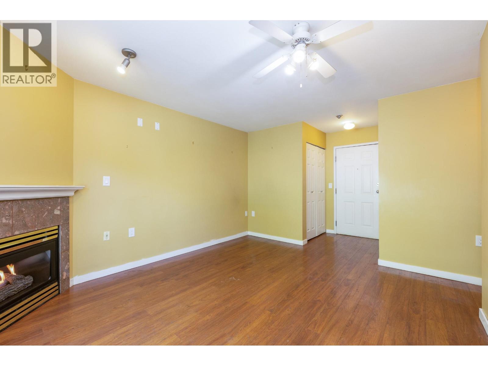 402 102 Begin Street, Coquitlam, British Columbia  W3K 4V2 - Photo 3 - R3155167