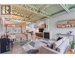 424 350 E 2ND AVENUE, Vancouver, British Columbia
