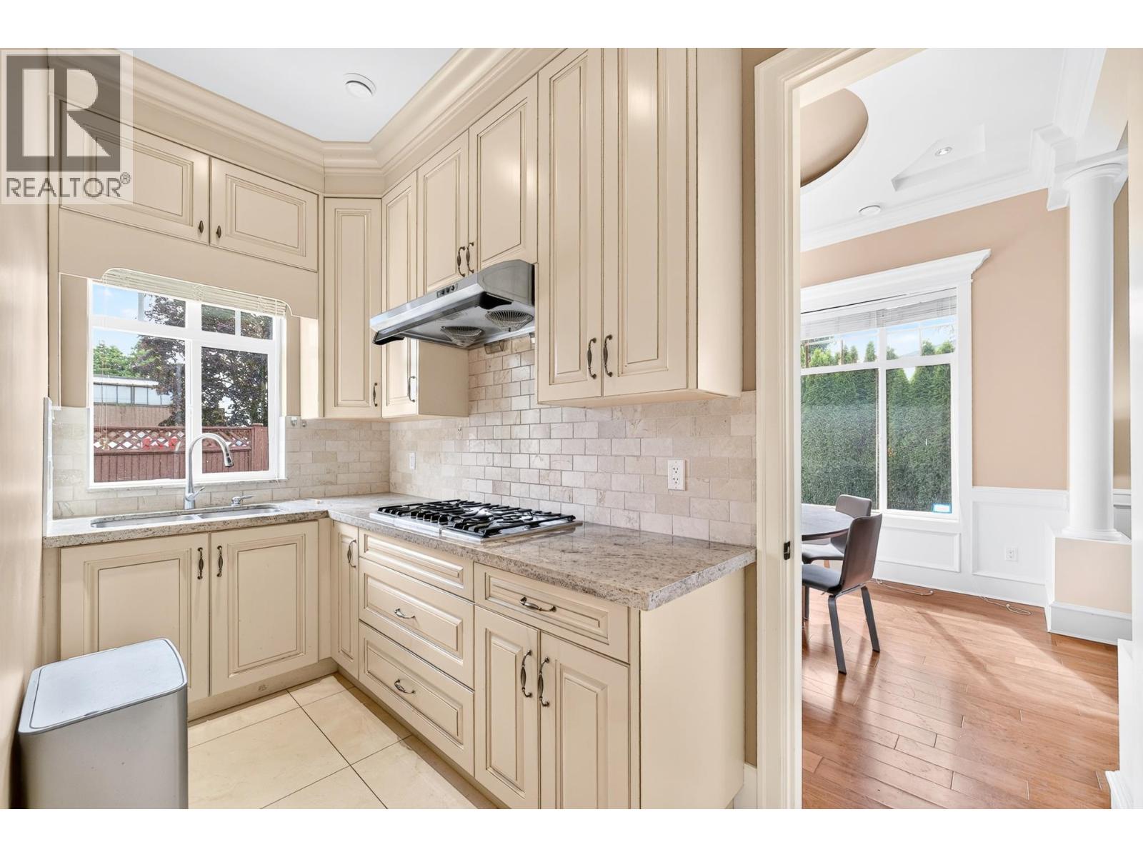 9491 Glenbrook Drive, Richmond, British Columbia  V7A 1X9 - Photo 10 - R3155169