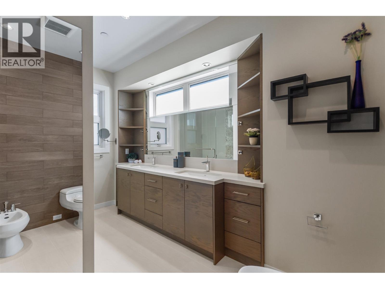 2507 Edgar Crescent, Vancouver, British Columbia V6L 2G5 - Photo 14 - R3155185