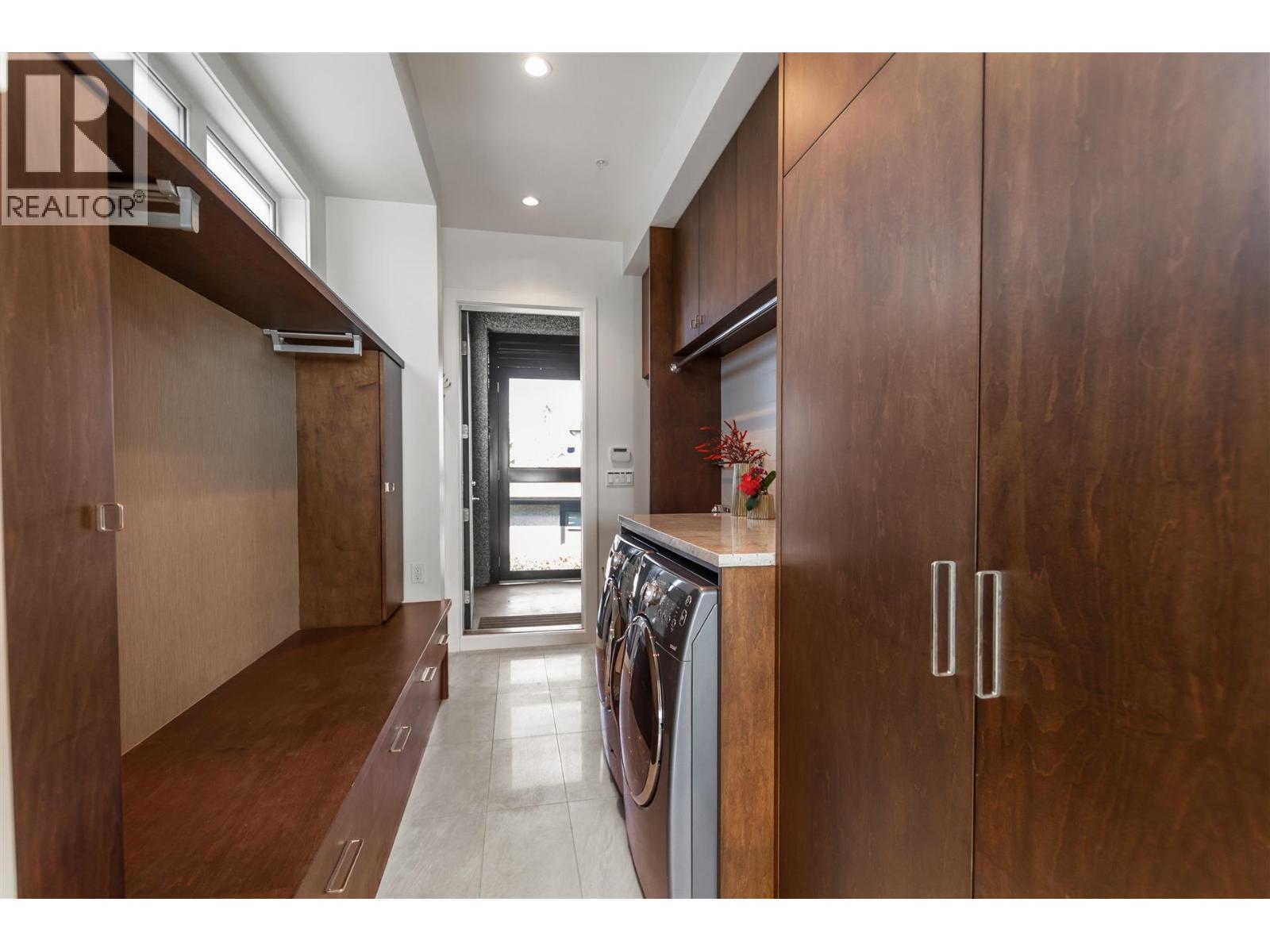 2507 Edgar Crescent, Vancouver, British Columbia V6L 2G5 - Photo 18 - R3155185