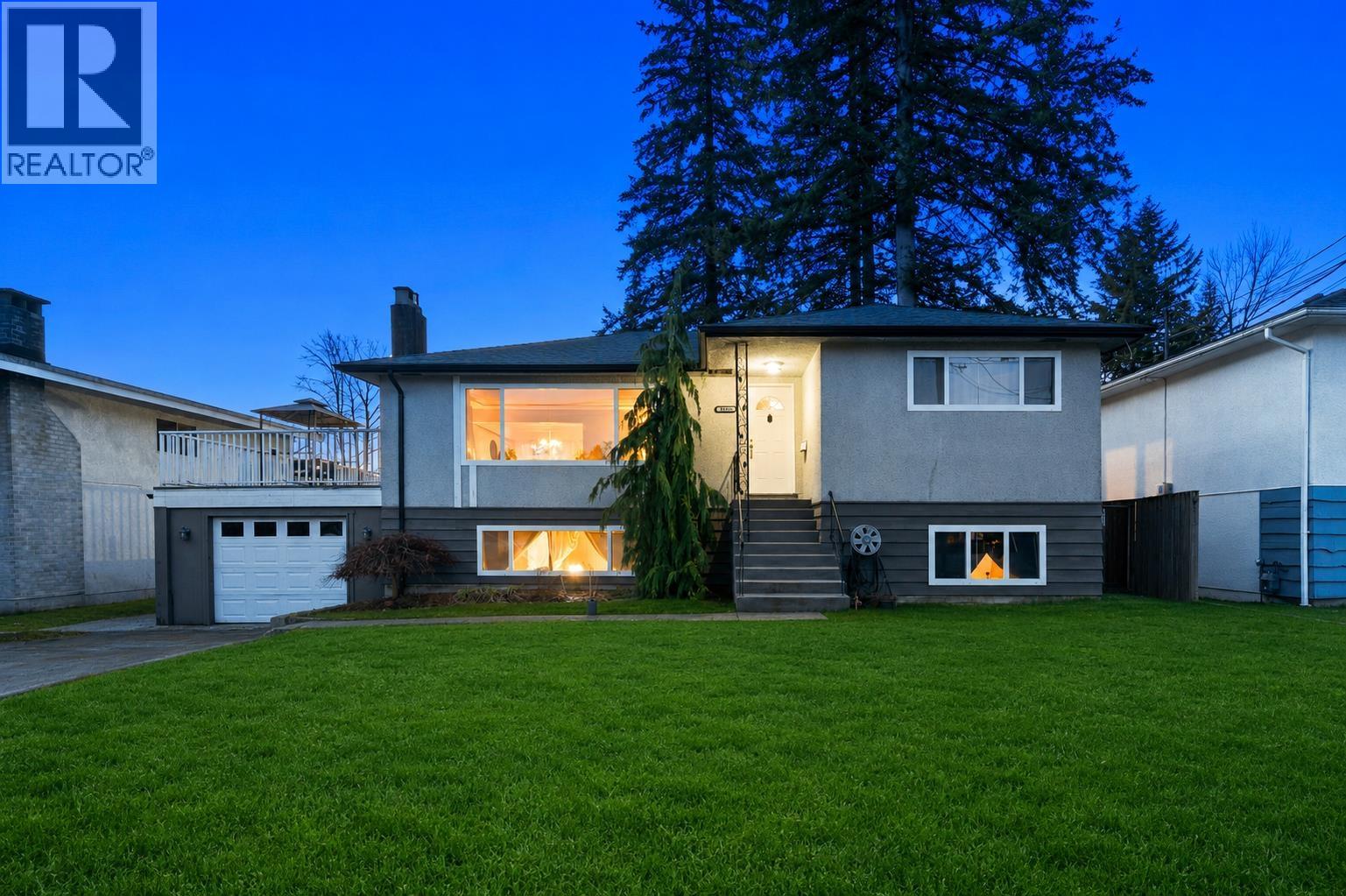 3949 SEFTON STREET, Port Coquitlam, British Columbia