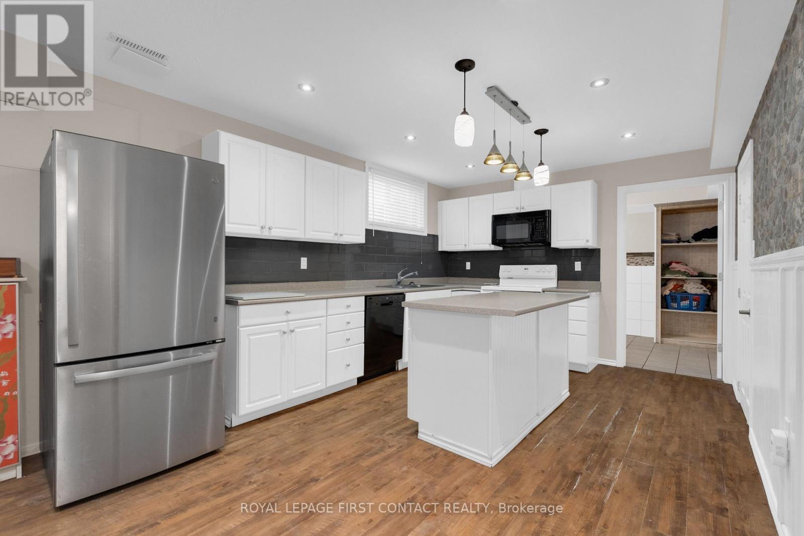 43 Vanderpost Crescent, Essa, Ontario  L0L 2N0 - Photo 33 - N13667900