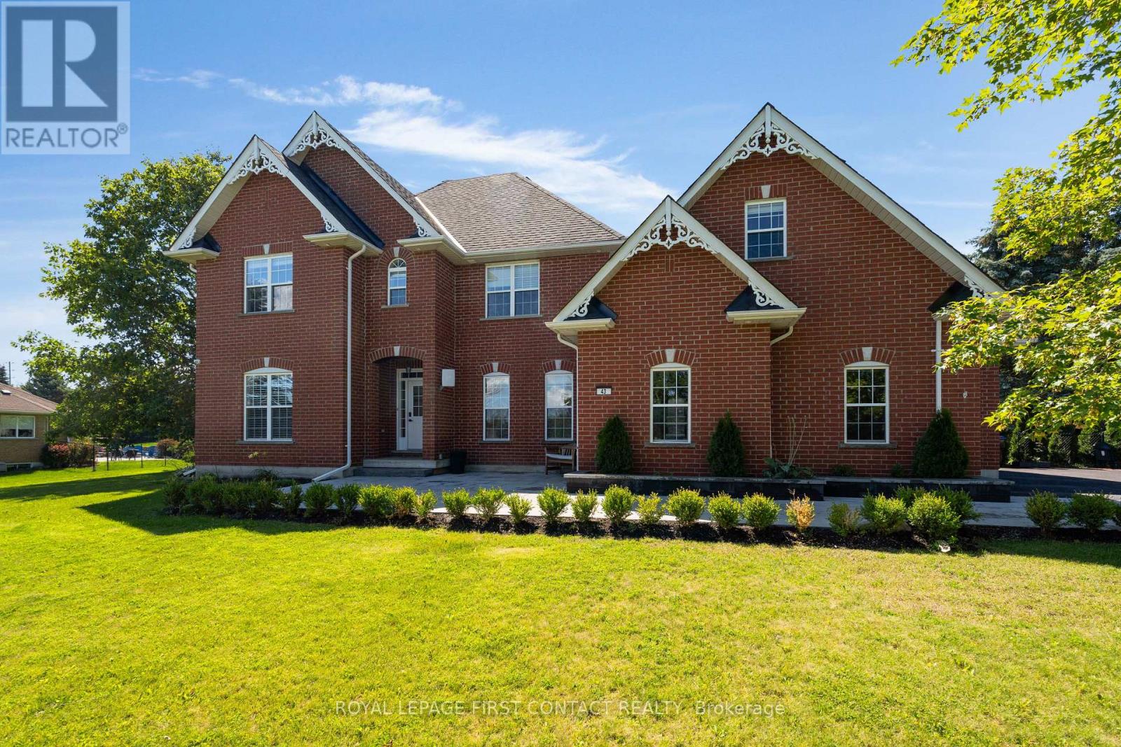 43 Vanderpost Crescent, Essa, Ontario  L0L 2N0 - Photo 4 - N13667900