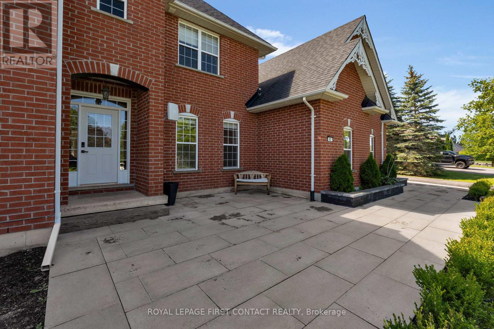 43 Vanderpost Crescent, Essa, Ontario  L0L 2N0 - Photo 6 - N13667900