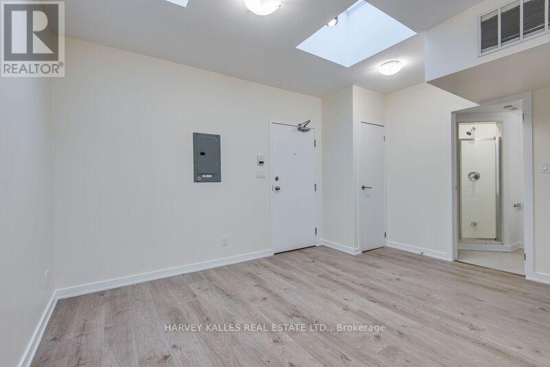 3 - 1216 St Clair Avenue W, Toronto, Ontario  M6E 1B4 - Photo 2 - W13667842