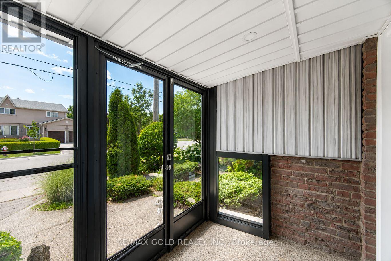 2395 Stillmeadow Road, Mississauga, Ontario  L5B 2A8 - Photo 6 - W13667854