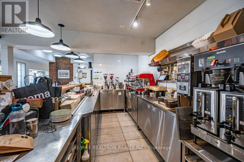 321 Lakeshore Road E, Oakville, Ontario  L6J 1J4 - Photo 14 - W13667878