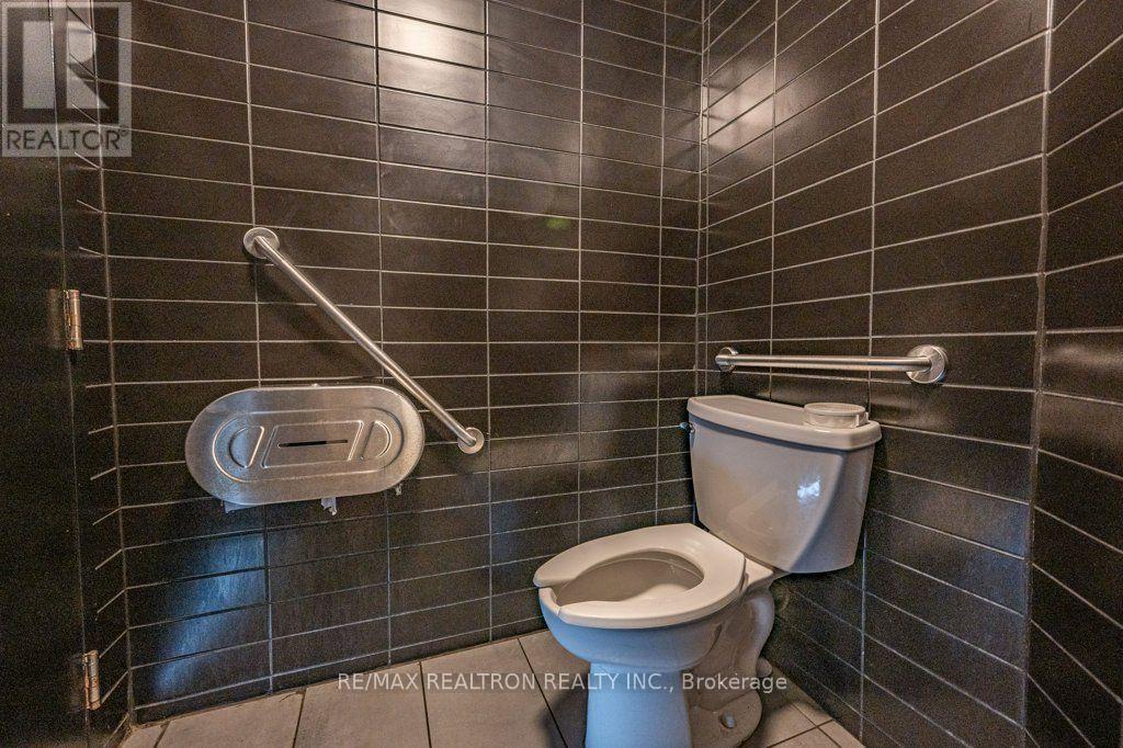 321 Lakeshore Road E, Oakville, Ontario  L6J 1J4 - Photo 20 - W13667878