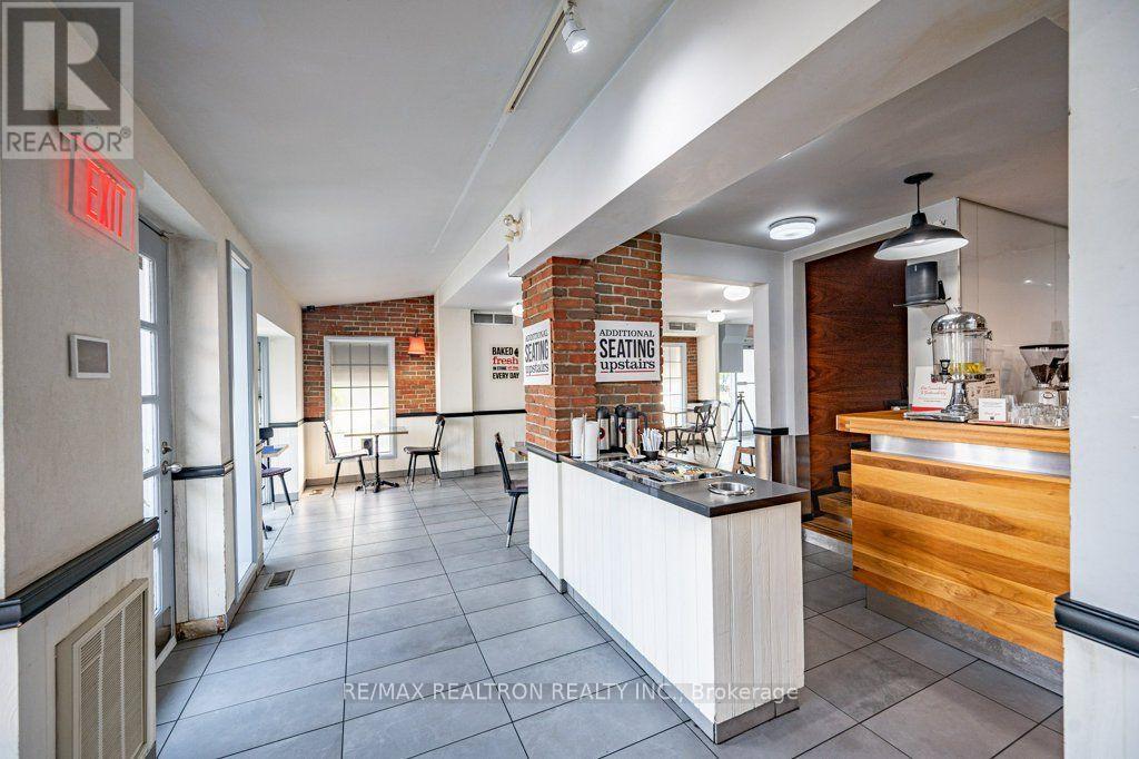 321 Lakeshore Road E, Oakville, Ontario  L6J 1J4 - Photo 7 - W13667878