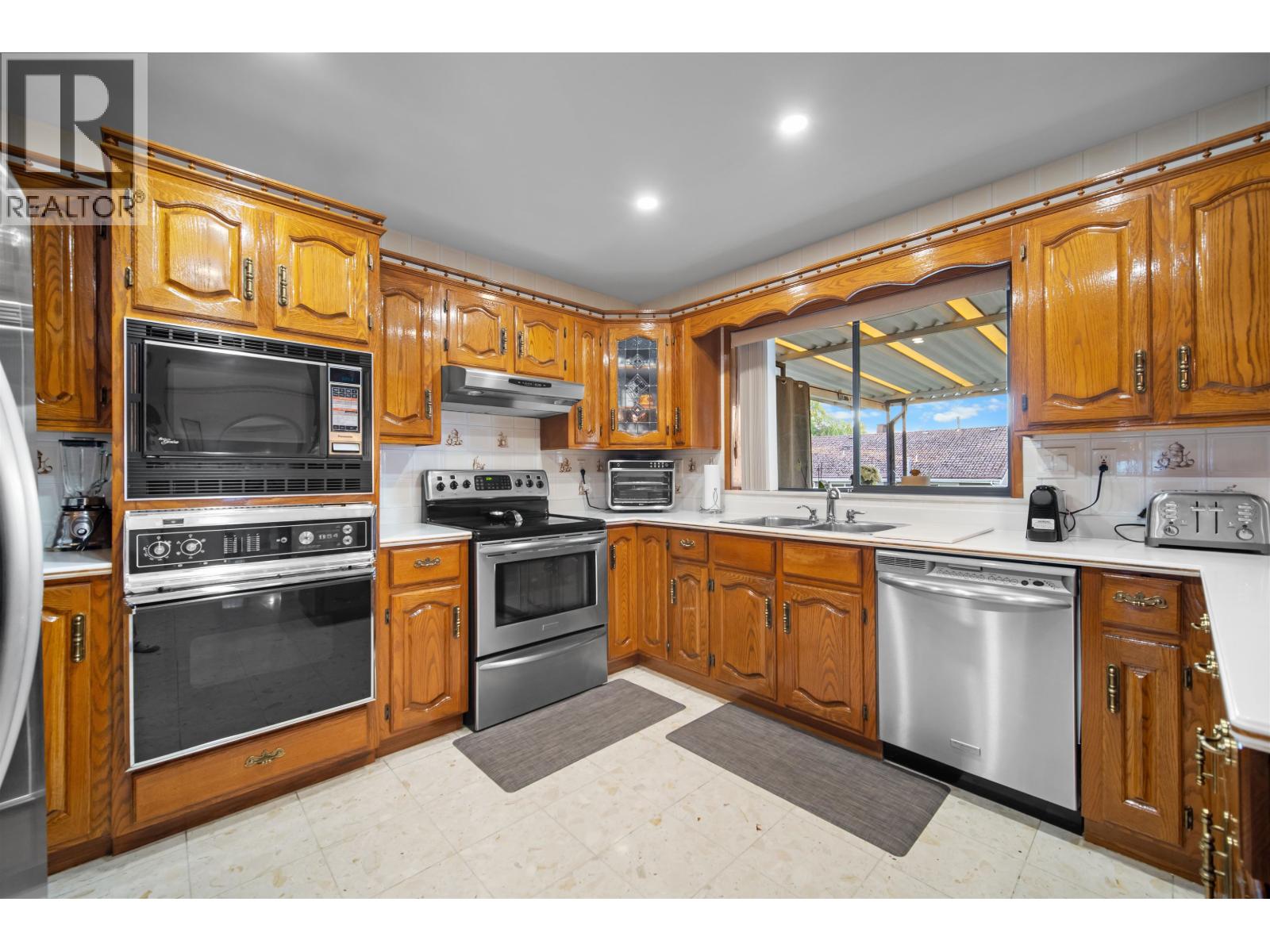 7113 Union Street, Burnaby, British Columbia  V5A 1H8 - Photo 13 - R3155031
