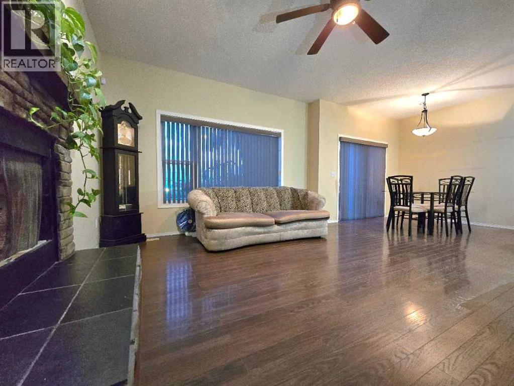 13 Tuscany Ridge Mews NW, Calgary, Alberta  T3L 3B7 - Photo 8 - A2321327