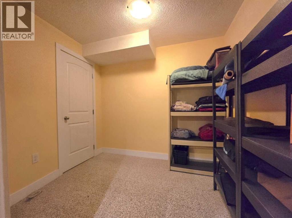 13 Tuscany Ridge Mews NW, Calgary, Alberta  T3L 3B7 - Photo 19 - A2321327