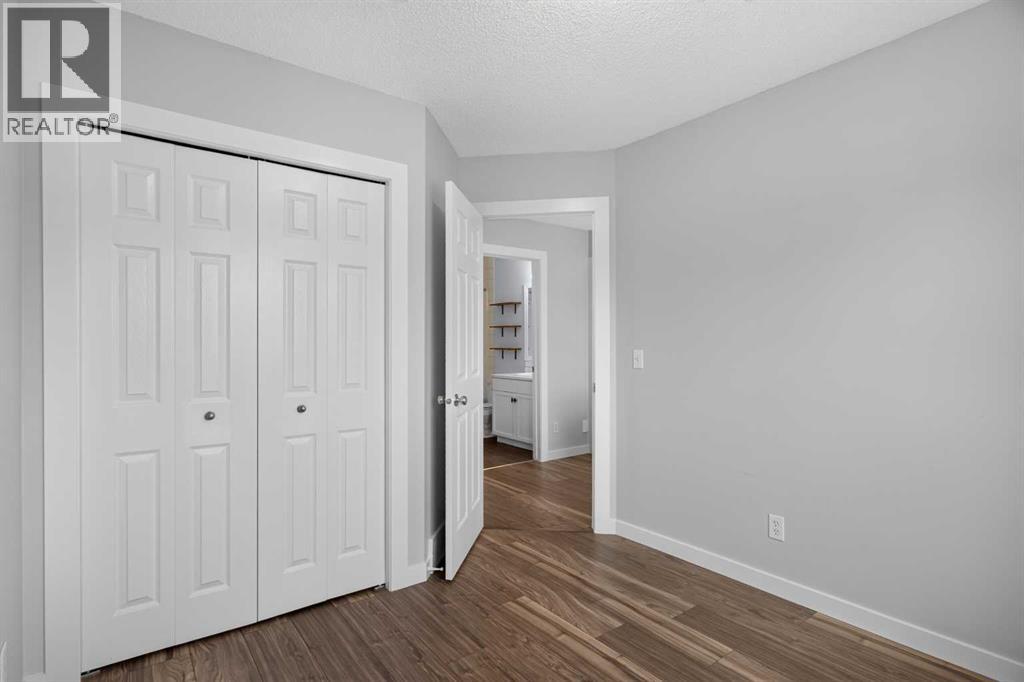 56 Silver Creek Boulevard, Airdrie, Alberta  T4B 2P6 - Photo 20 - A2336470