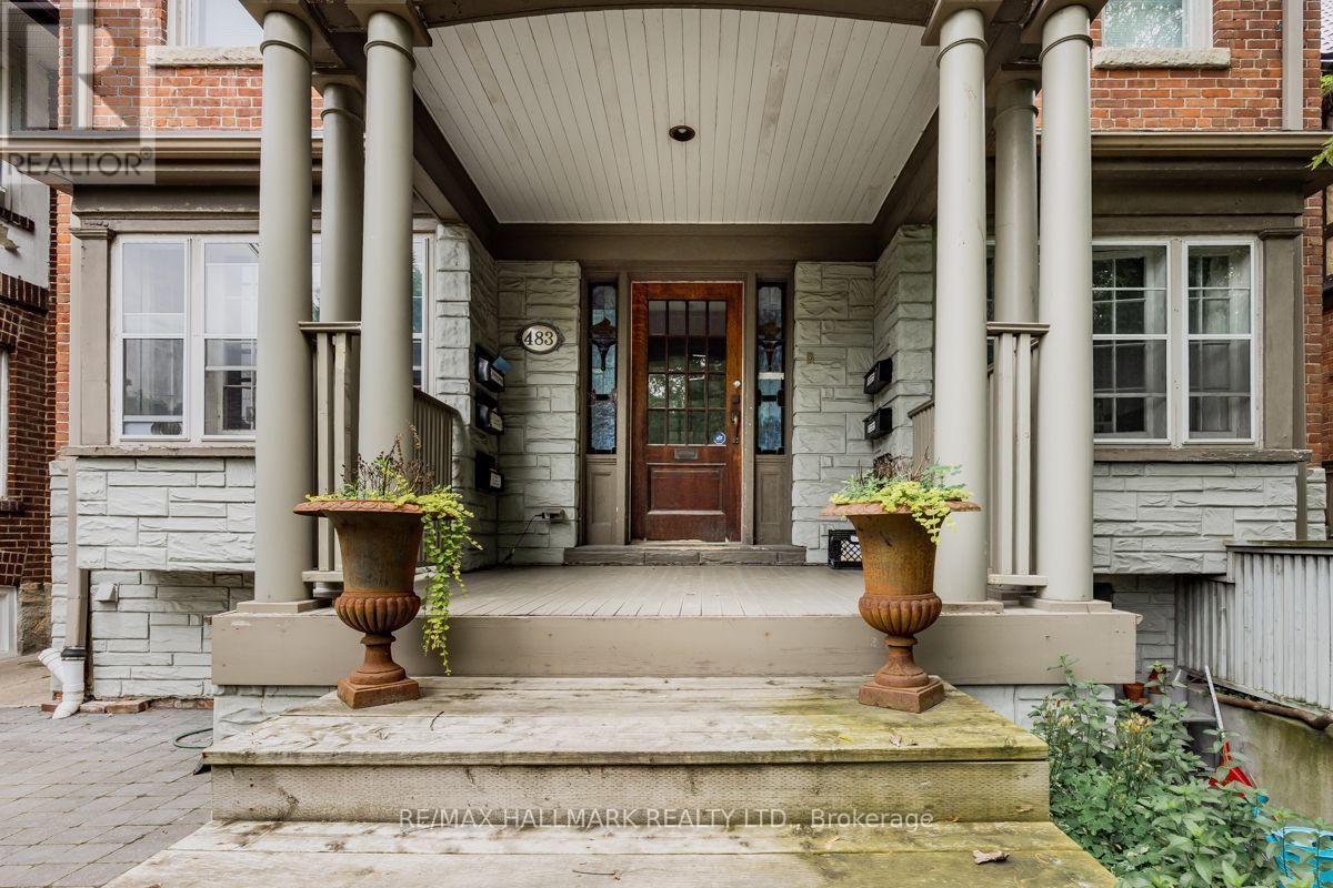 Lower - 483 Parkside Drive, Toronto, Ontario  M6R 2Z9 - Photo 2 - W13601064