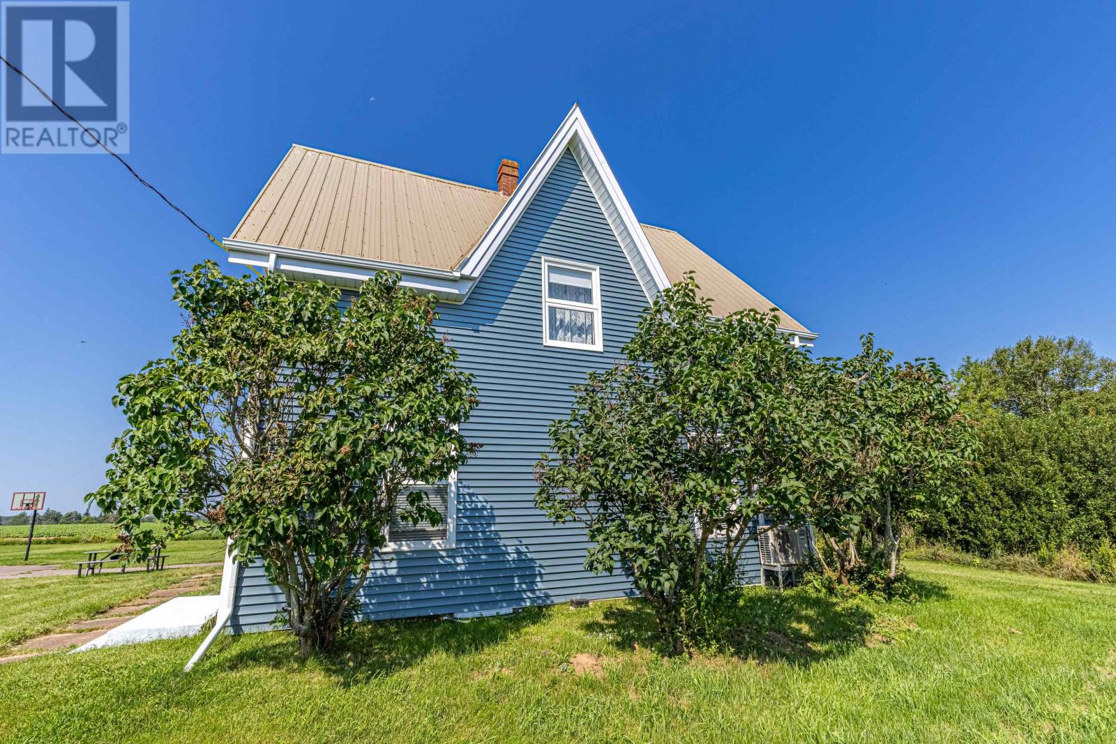 403 Clermont Road, Clermont, Prince Edward Island  C0B 1M0 - Photo 34 - 202620395