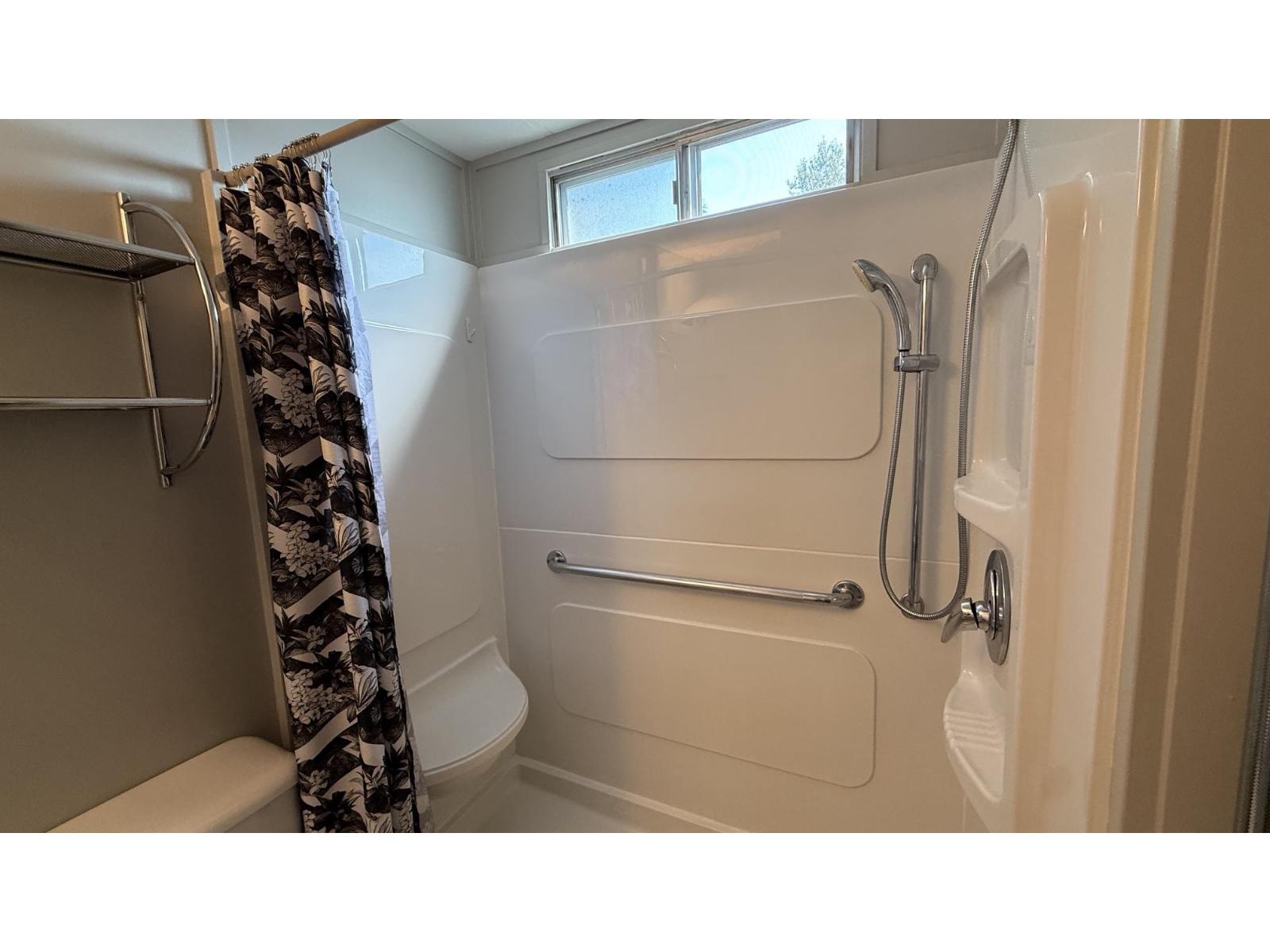15851 Suffolk Road, Surrey, British Columbia  V4A 5L3 - Photo 10 - R3153244