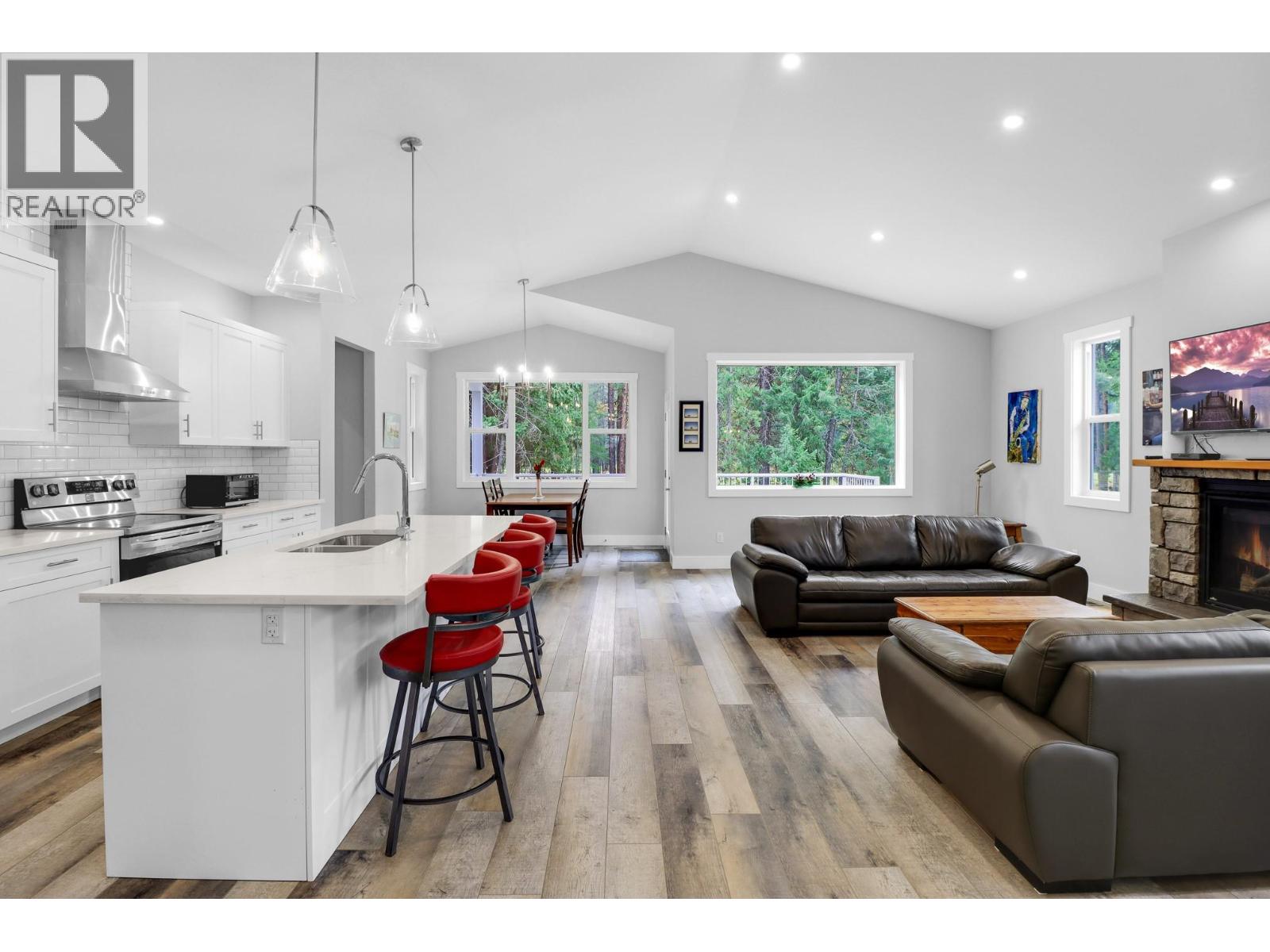 249 Shadow Mountain Boulevard, Cranbrook, British Columbia  V1C 0C6 - Photo 9 - 10397233