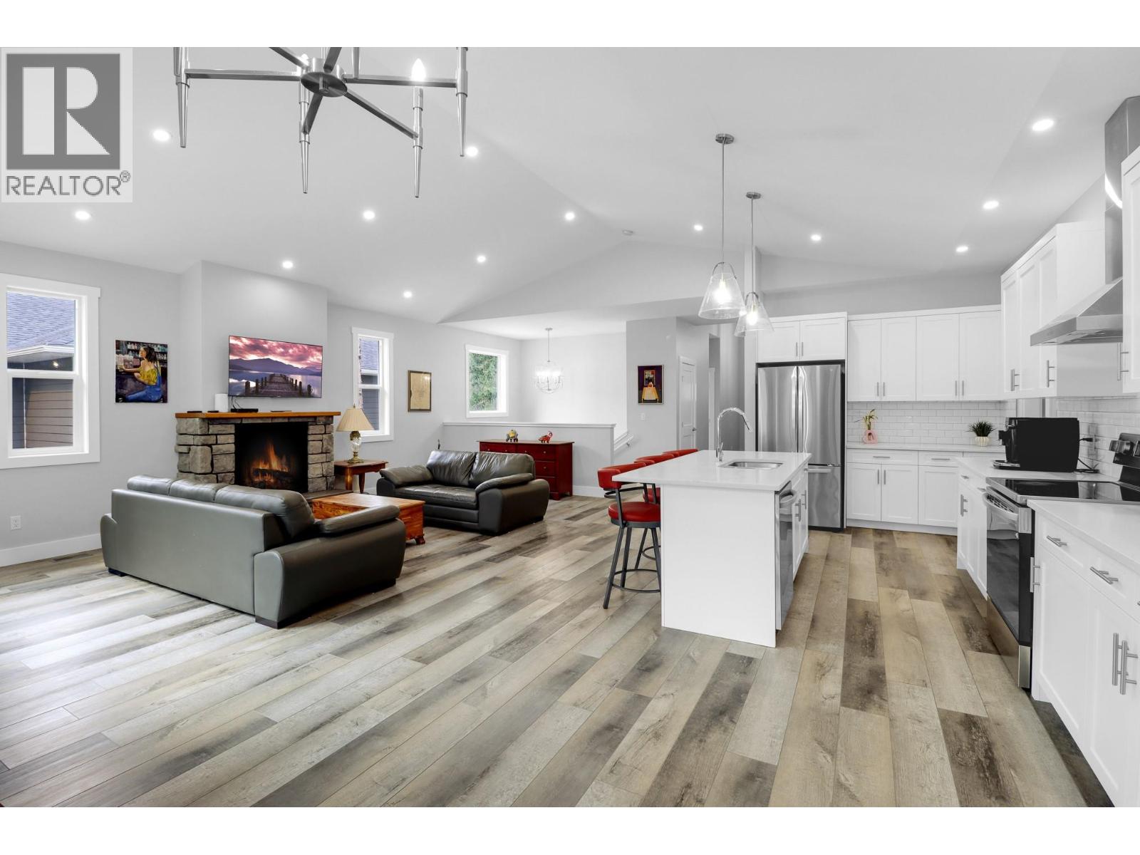 249 Shadow Mountain Boulevard, Cranbrook, British Columbia  V1C 0C6 - Photo 14 - 10397233