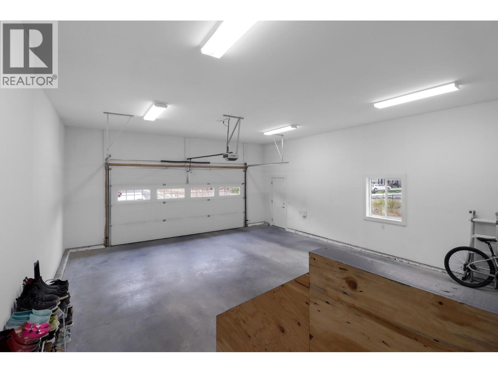 249 Shadow Mountain Boulevard, Cranbrook, British Columbia  V1C 0C6 - Photo 34 - 10397233