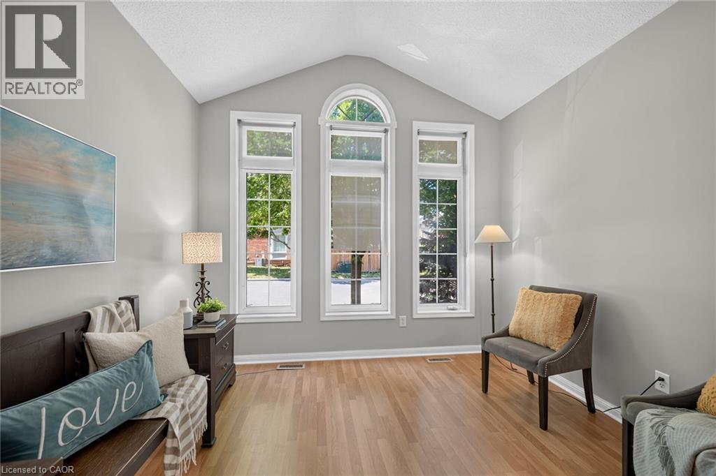 5660 Rosaline Road, Burlington, Ontario  L7L 6T4 - Photo 6 - 40850698