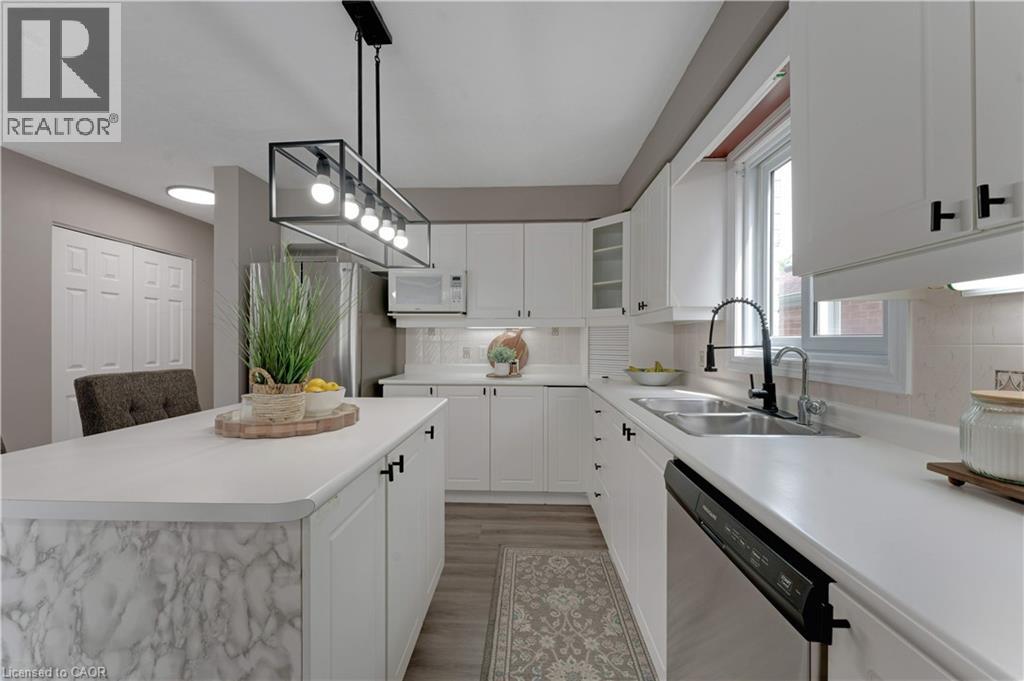 135 Cotton Grass Street, Kitchener, Ontario  N2E 3T5 - Photo 9 - 40852545