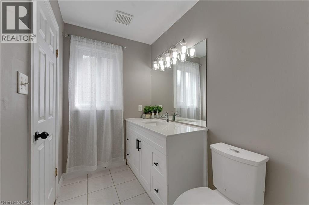135 Cotton Grass Street, Kitchener, Ontario  N2E 3T5 - Photo 23 - 40852545