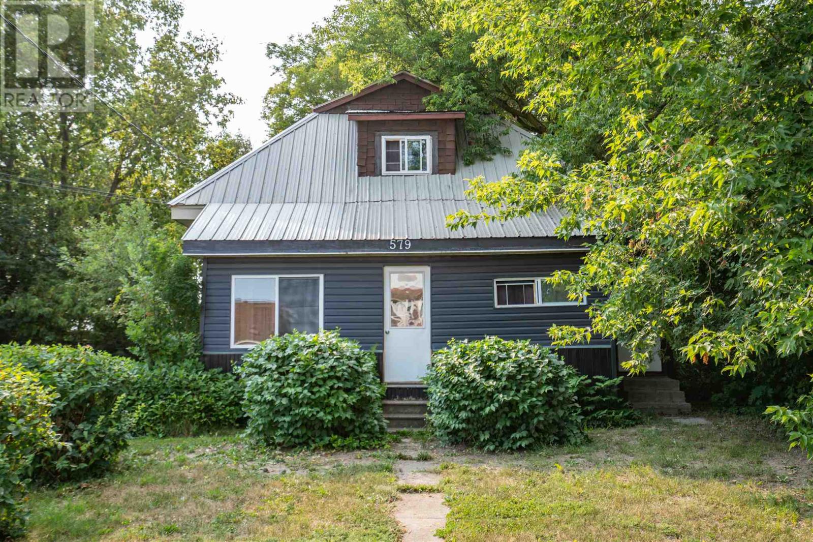 579 Northland Rd, Sault Ste. Marie, Ontario  P6C 3P3 - Photo 2 - SM262158