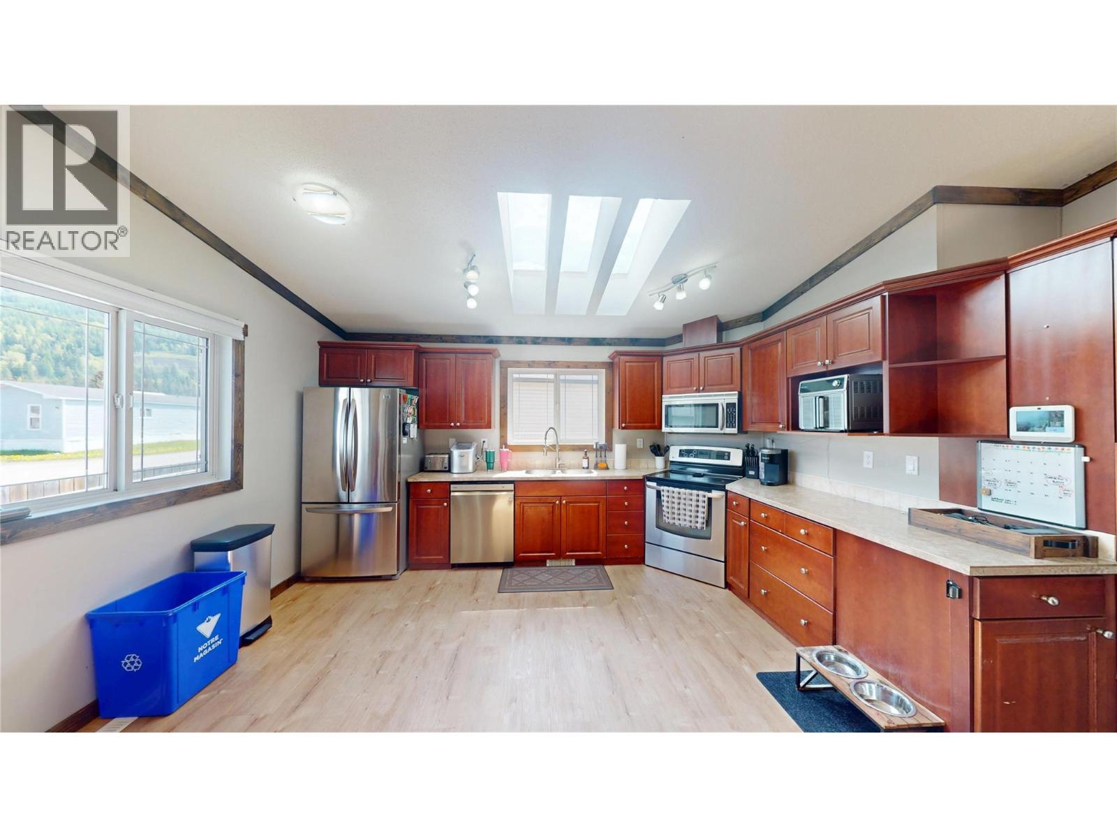 100 Industrial Road 1 Unit# 101, Sparwood, British Columbia  V0B 2G1 - Photo 6 - 10397628