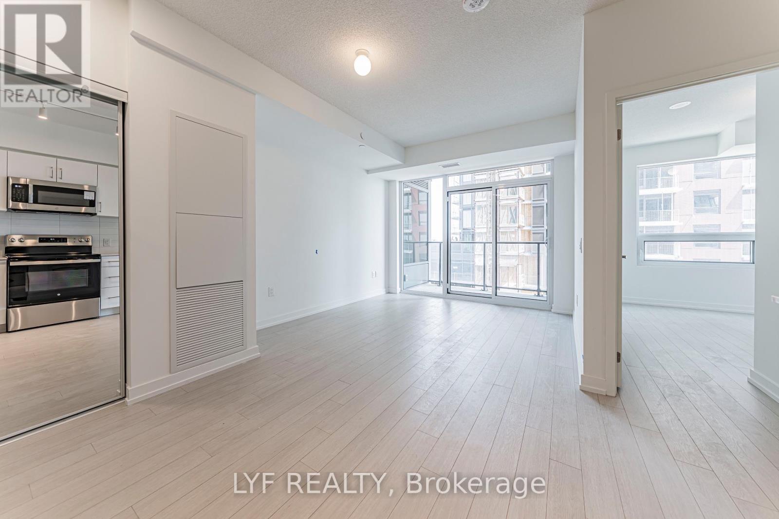 922 - 4010 EGLINTON AVENUE W, Toronto, Ontario