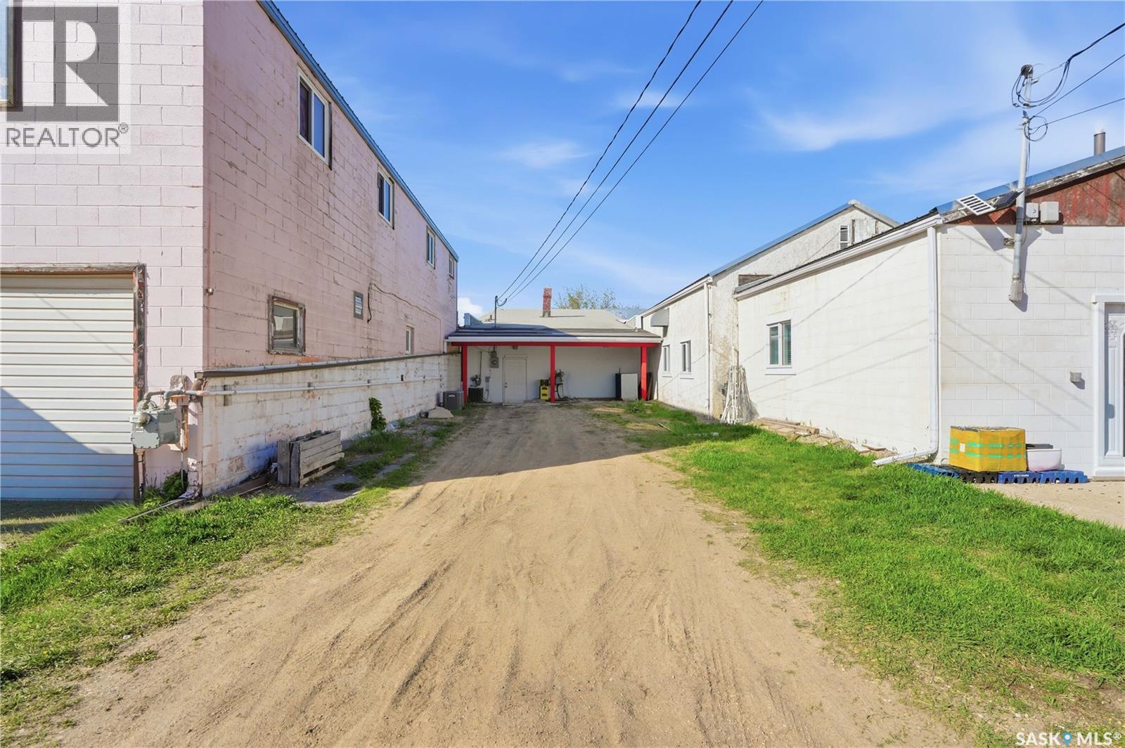 1011 6th Street, Rosthern, Saskatchewan S0K 3R0 - Photo 45 - SK045303