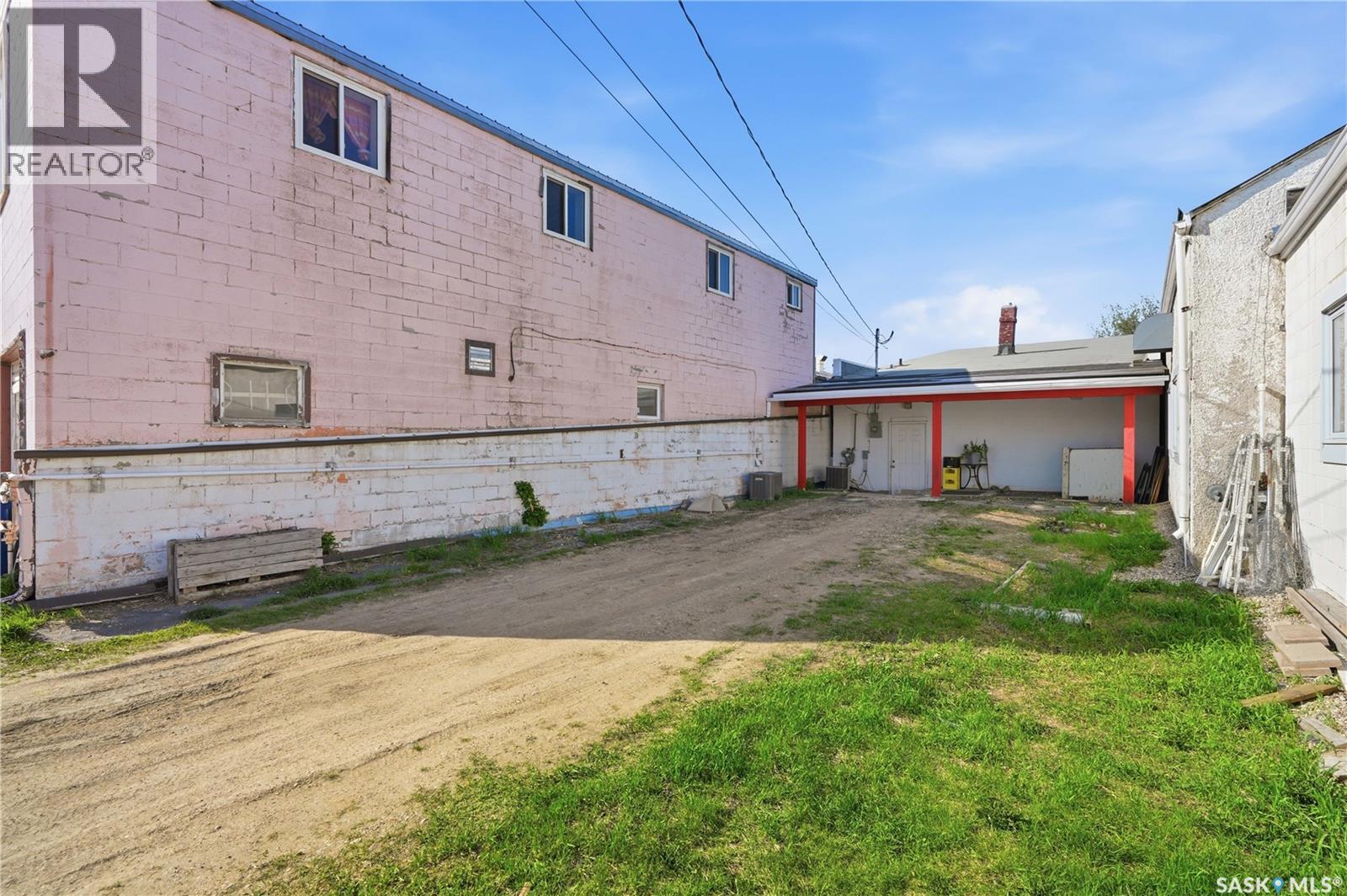 1011 6th Street, Rosthern, Saskatchewan S0K 3R0 - Photo 49 - SK045303