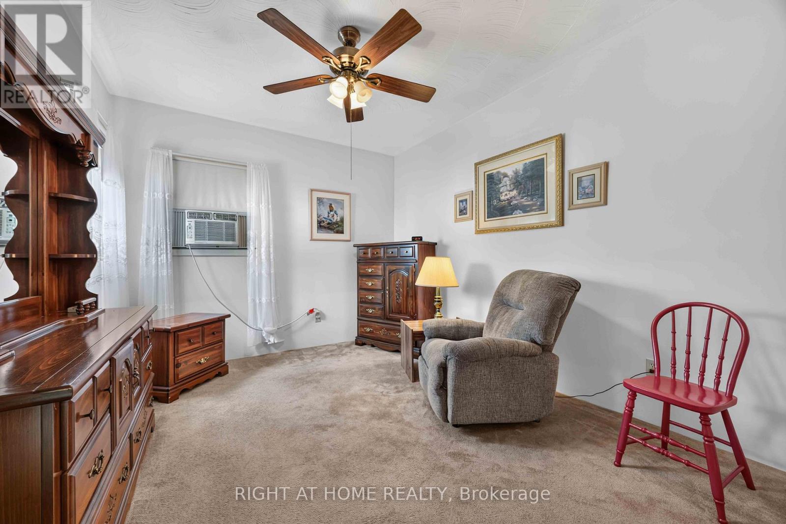 208 Ross Avenue, Sarnia, Ontario  N7T 1J7 - Photo 14 - X13668070