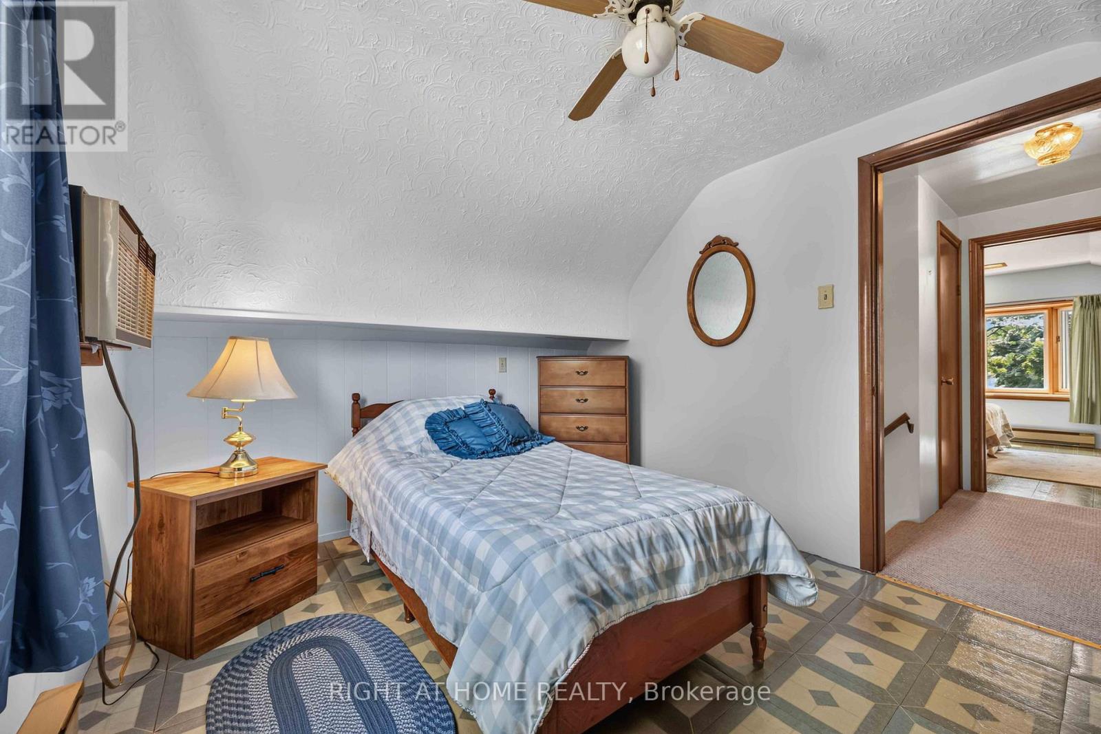 208 Ross Avenue, Sarnia, Ontario  N7T 1J7 - Photo 17 - X13668070