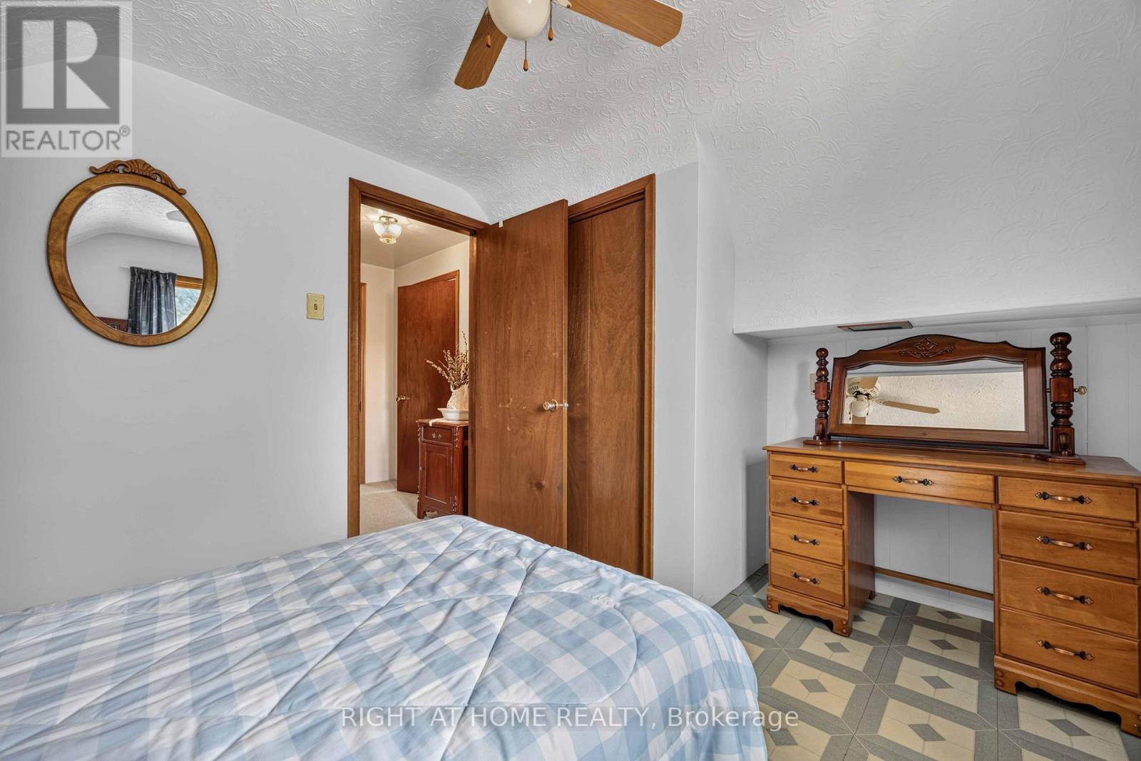 208 Ross Avenue, Sarnia, Ontario  N7T 1J7 - Photo 20 - X13668070