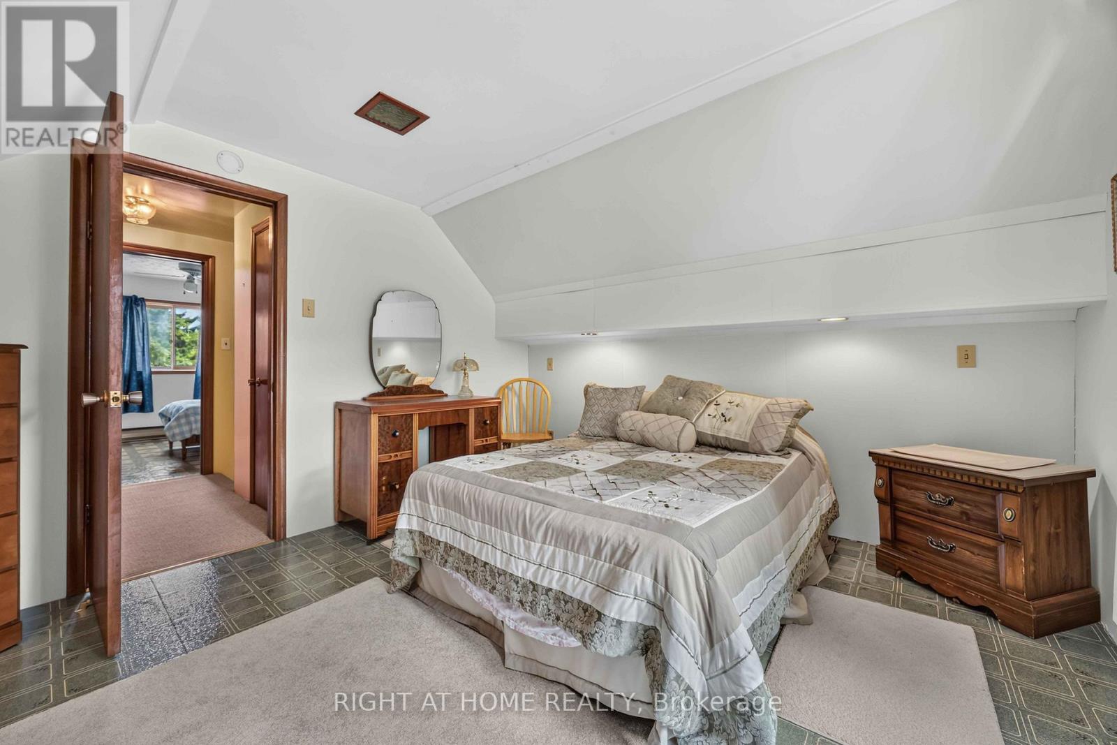 208 Ross Avenue, Sarnia, Ontario  N7T 1J7 - Photo 21 - X13668070